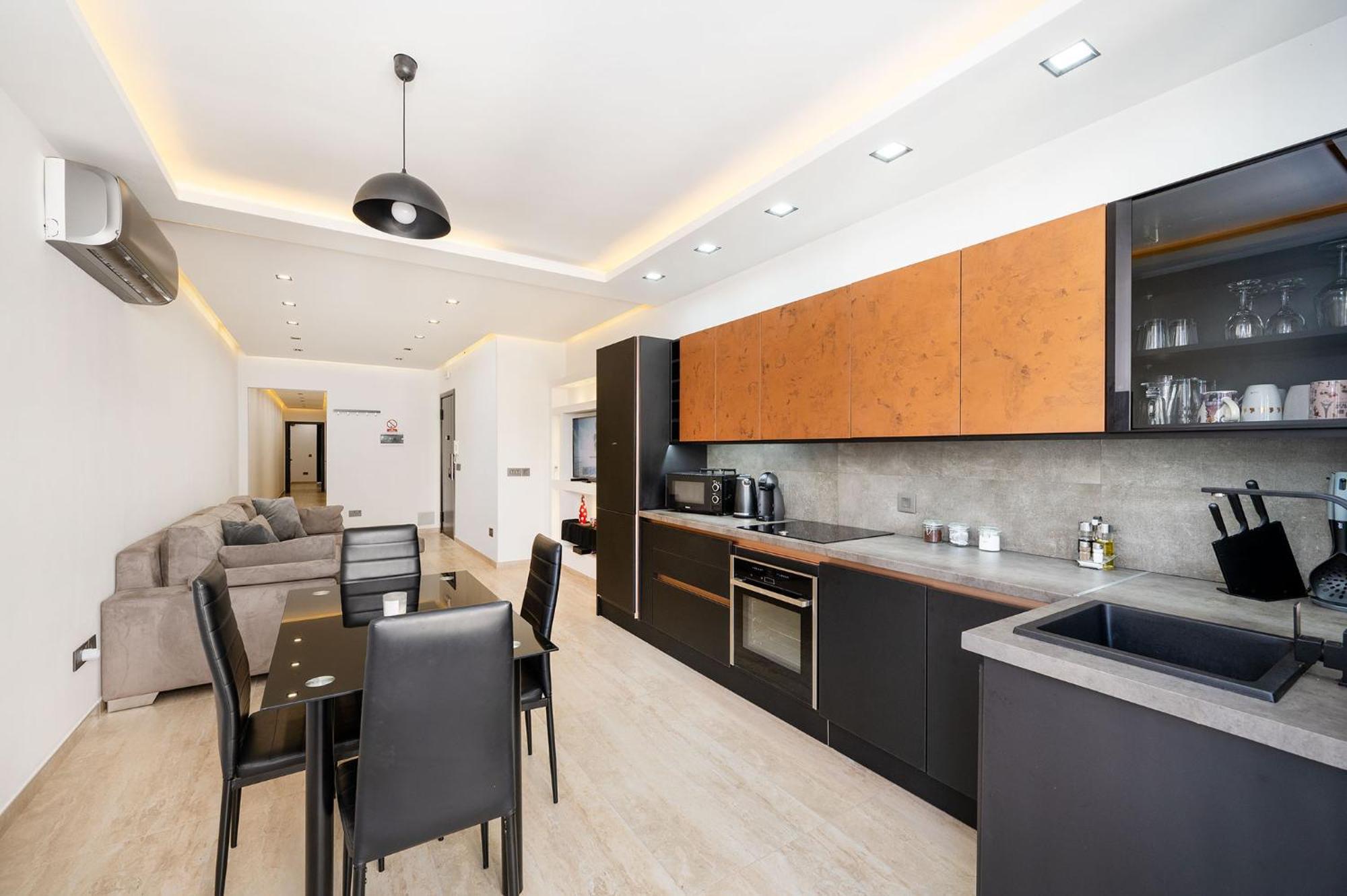 Modern 2 Bedroomed Apartment In Gżira Kültér fotó