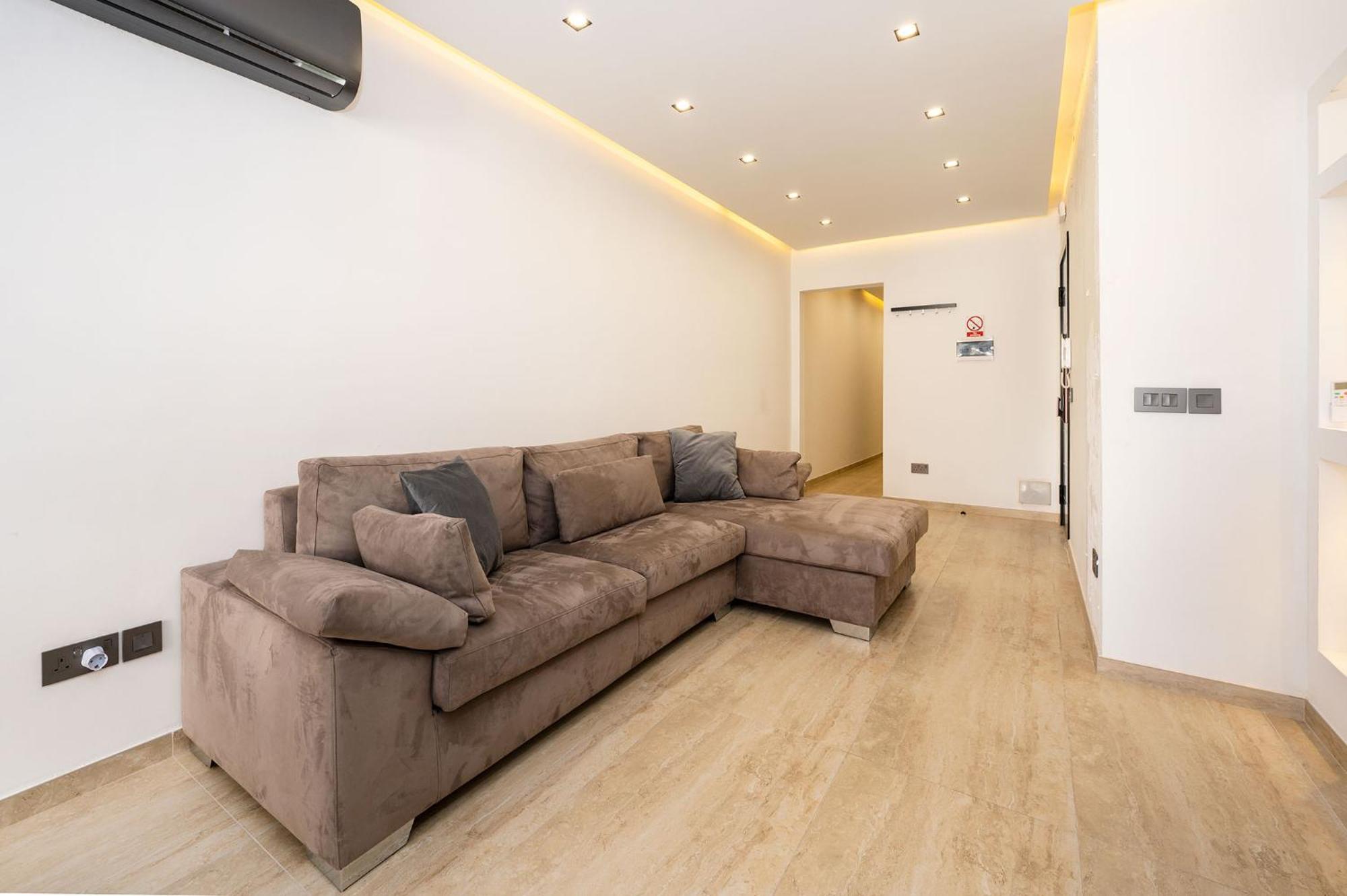 Modern 2 Bedroomed Apartment In Gżira Kültér fotó